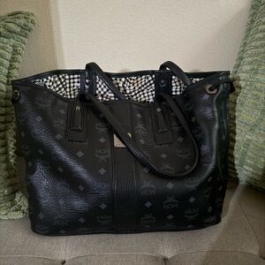 MCM Black Leather Tote Bag (Medium size)